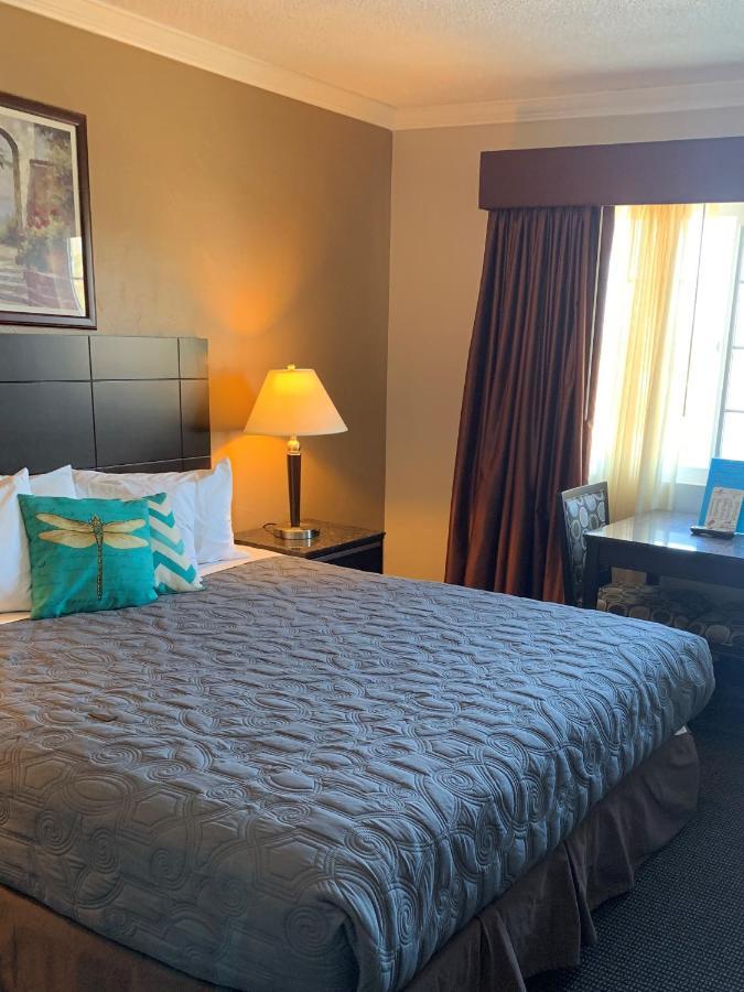 Morro Crest Inn มอร์โรเบย์ ภายนอก รูปภาพ